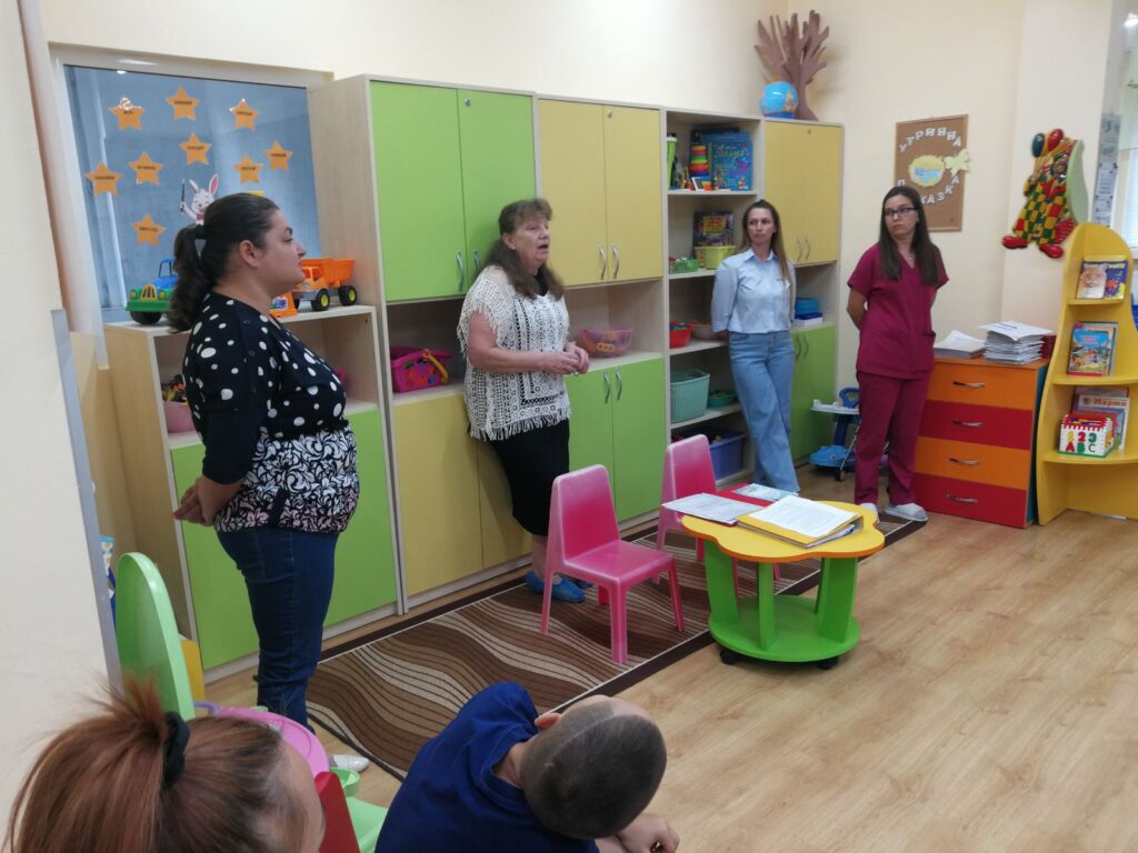 Здравни беседи в детските градини по Националната програма за подобряване на майчиното и детско здраве 2021- 2030г.